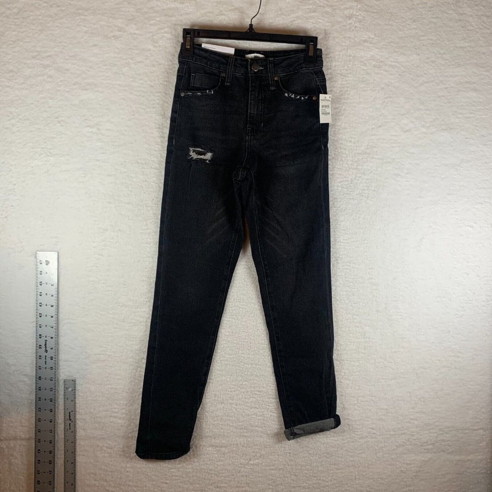 BP. Women's Black Wash Distressed Mom Jeans High Rise Jeans Size 25 NWT 6461